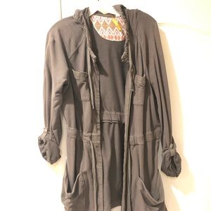 Sunday drapey jacket in olive.